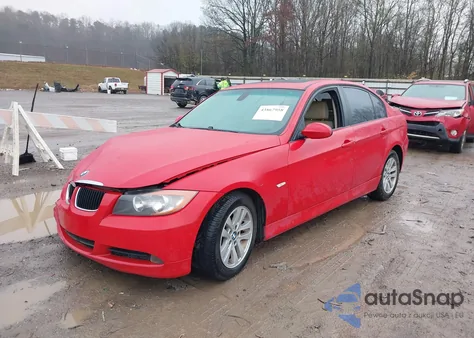 2006 BMW 325I z USA, uszkodzony, nr VIN WBAVB13536PT11965